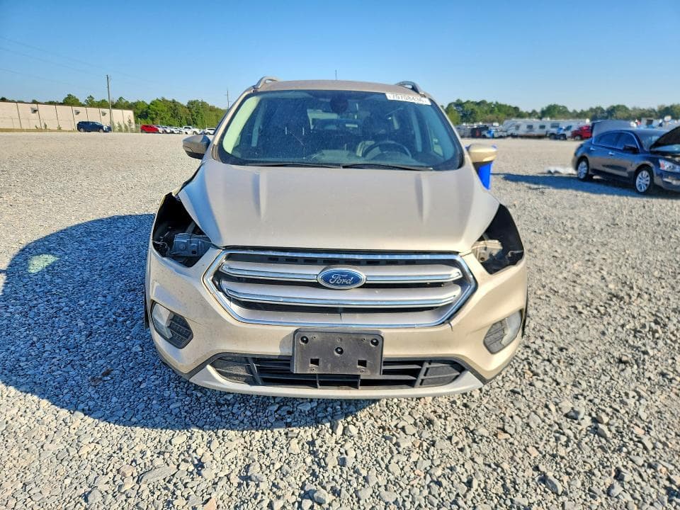 2017 FORD ESCAPE TITANIUM 5