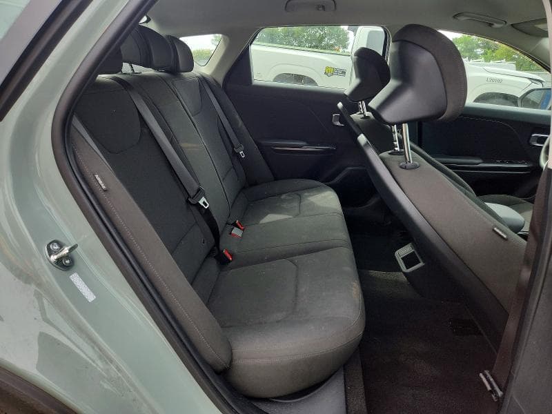 2026 KIA K4 LXS 10