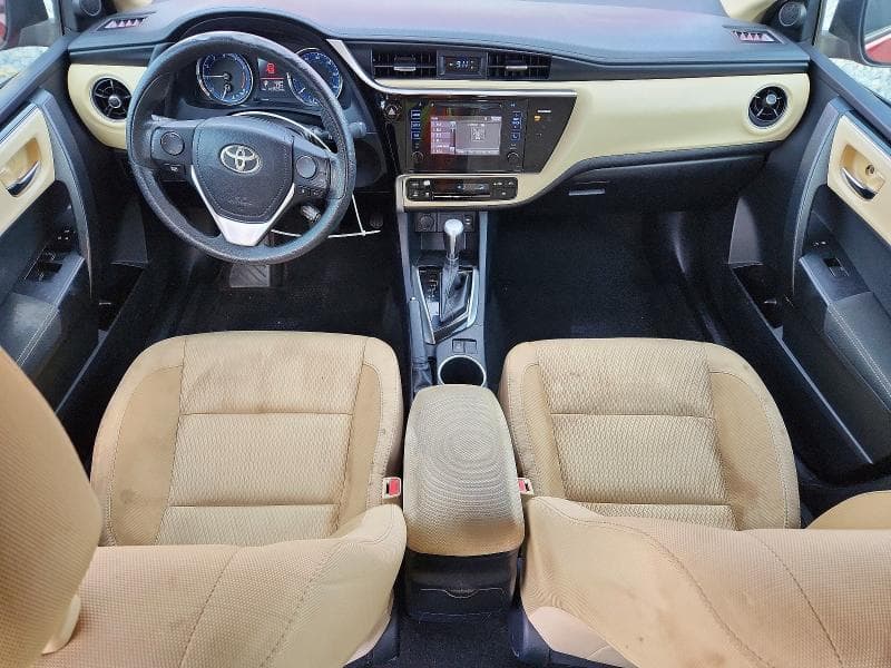2017 TOYOTA COROLLA LE 8