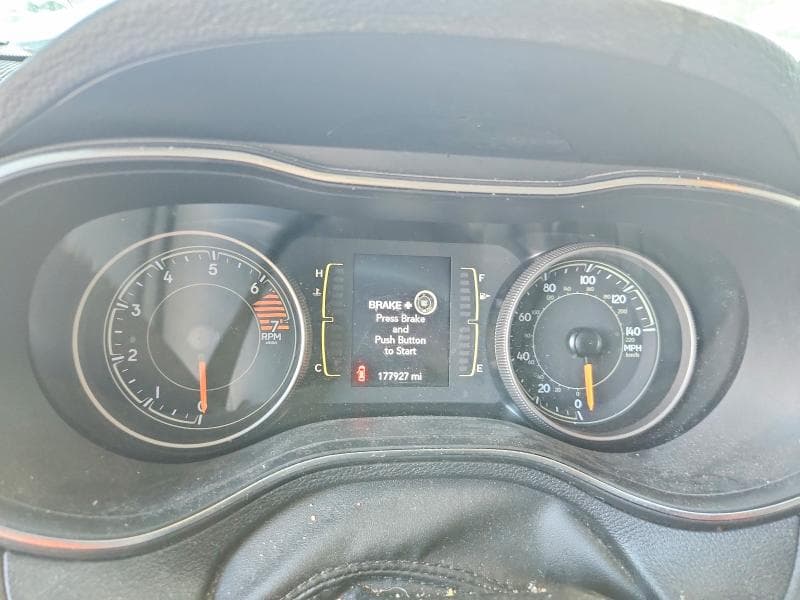 2019 JEEP CHEROKEE LATITUDE PLUS 9