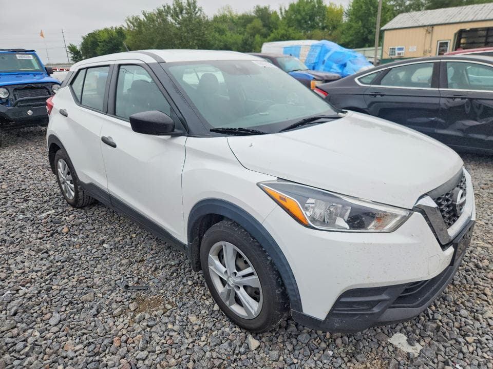 2020 NISSAN KICKS S 4