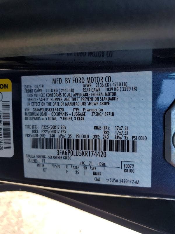2019 FORD FUSION SE 12