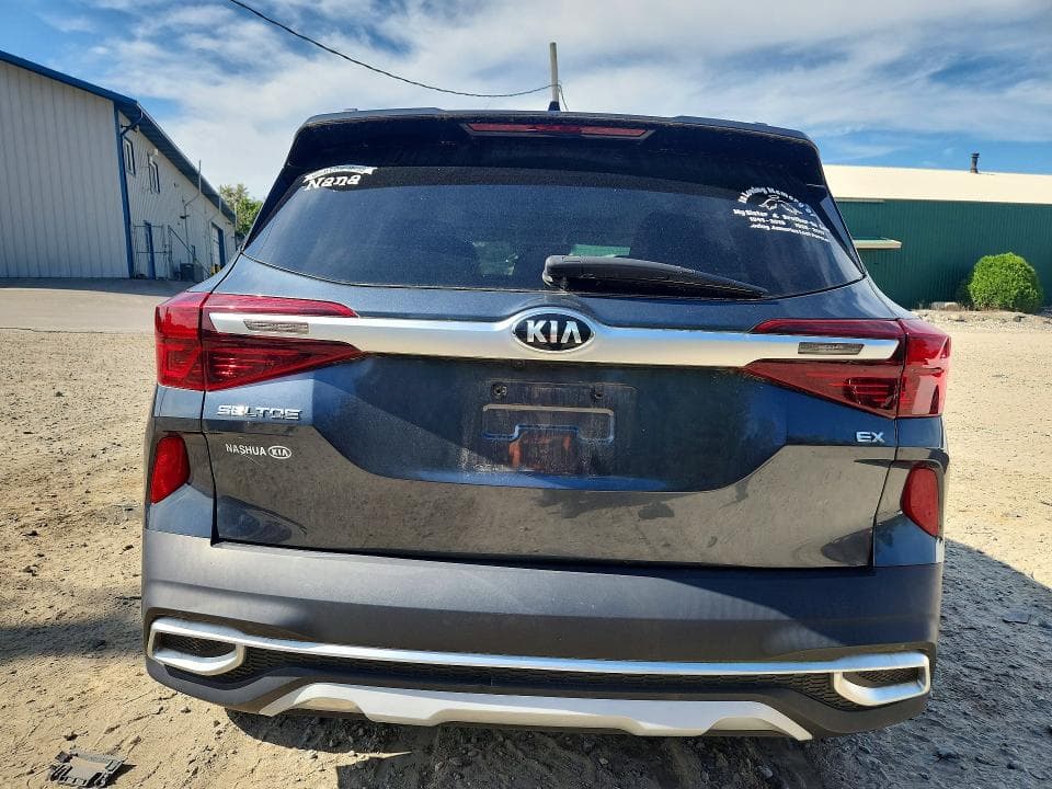 2021 KIA SELTOS EX 6