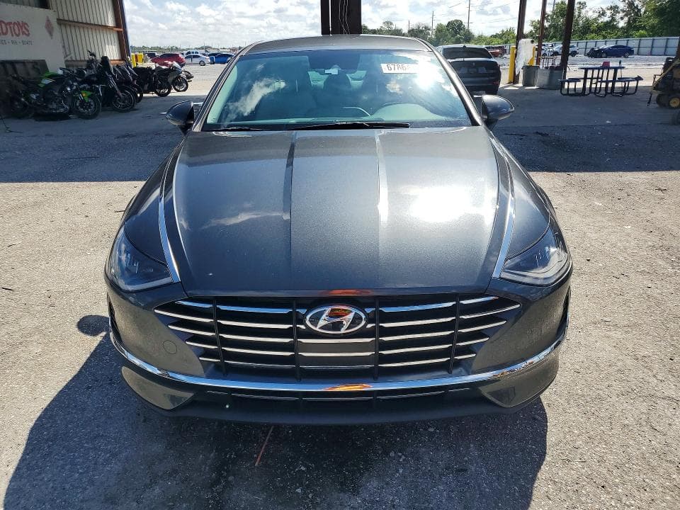 2023 HYUNDAI SONATA SE 5
