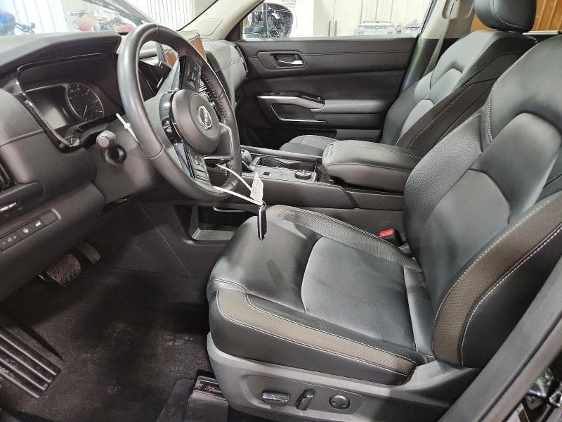 2024 NISSAN PATHFINDER SL 7