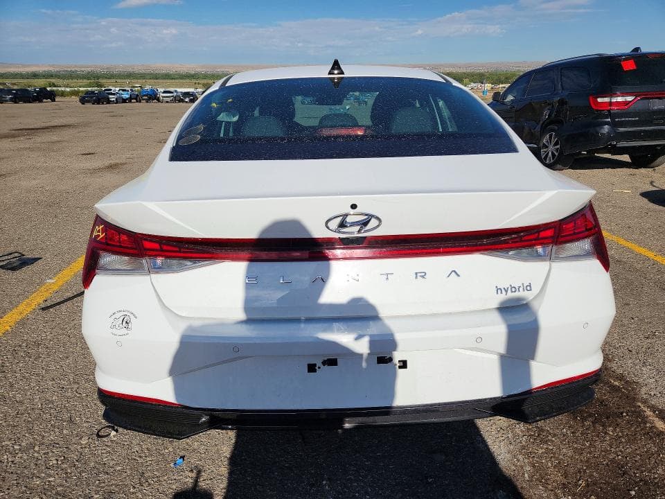 2023 HYUNDAI ELANTRA LIMITED 6