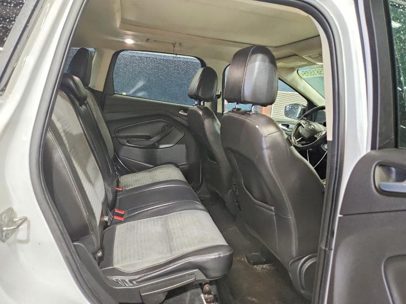 2017 FORD ESCAPE SE 11