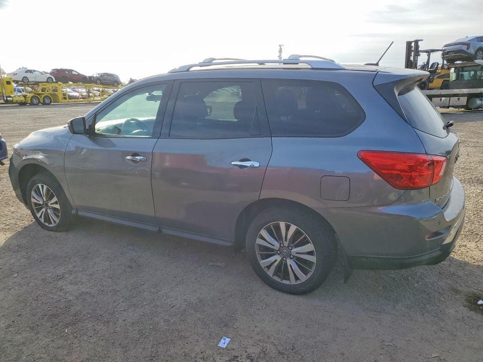 2018 NISSAN PATHFINDER S 2