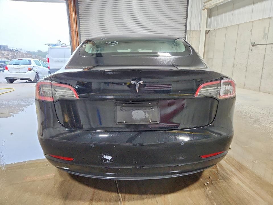 2022 TESLA MODEL 3 6