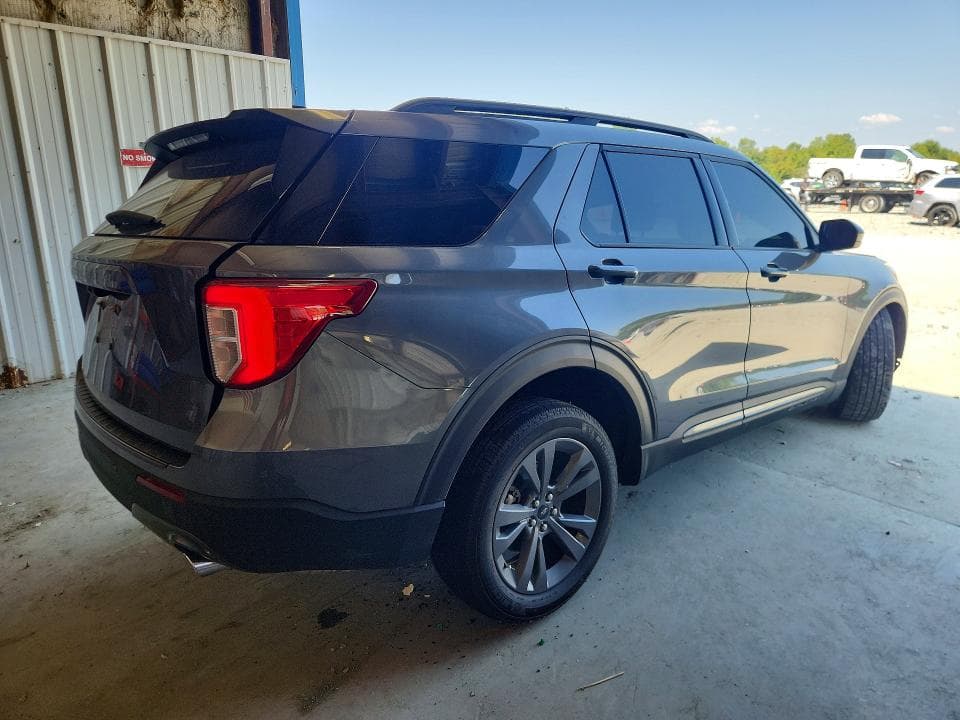 2023 FORD EXPLORER XLT 3
