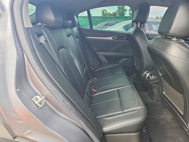 2019 ALFA ROMEO STELVIO 11