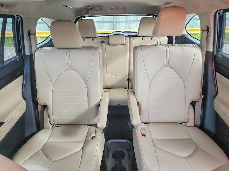 2023 TOYOTA HIGHLANDER XLE 10