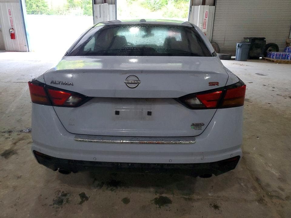 2023 NISSAN ALTIMA SR 6