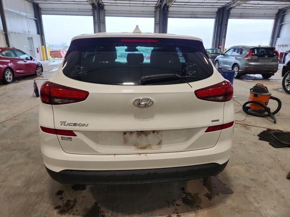 2020 HYUNDAI TUCSON SE 6