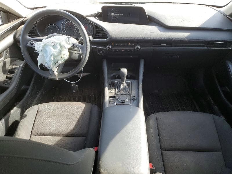 2020 MAZDA 3 8