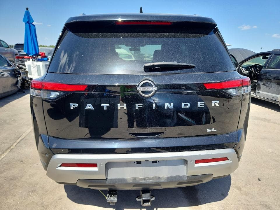 2023 NISSAN PATHFINDER SL 6