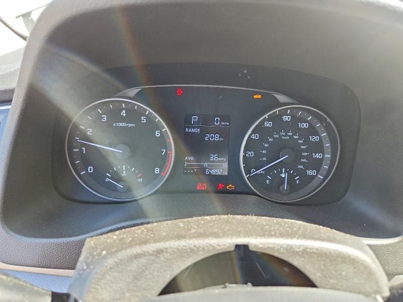 2017 HYUNDAI ELANTRA SE 9