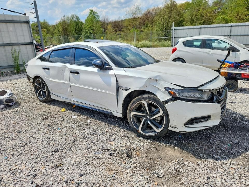 2019 HONDA ACCORD SPORT 4