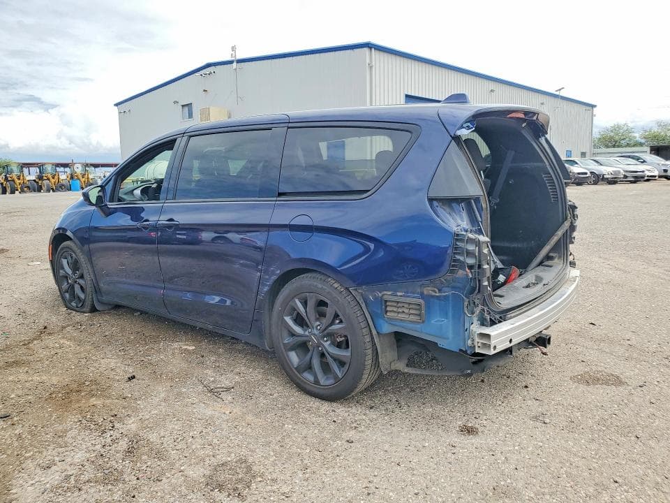 2020 CHRYSLER PACIFICA TOURING 2
