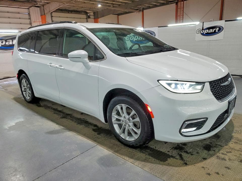 2022 CHRYSLER PACIFICA TOURING 4
