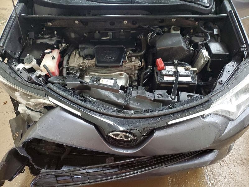 2017 TOYOTA RAV4 XLE 12