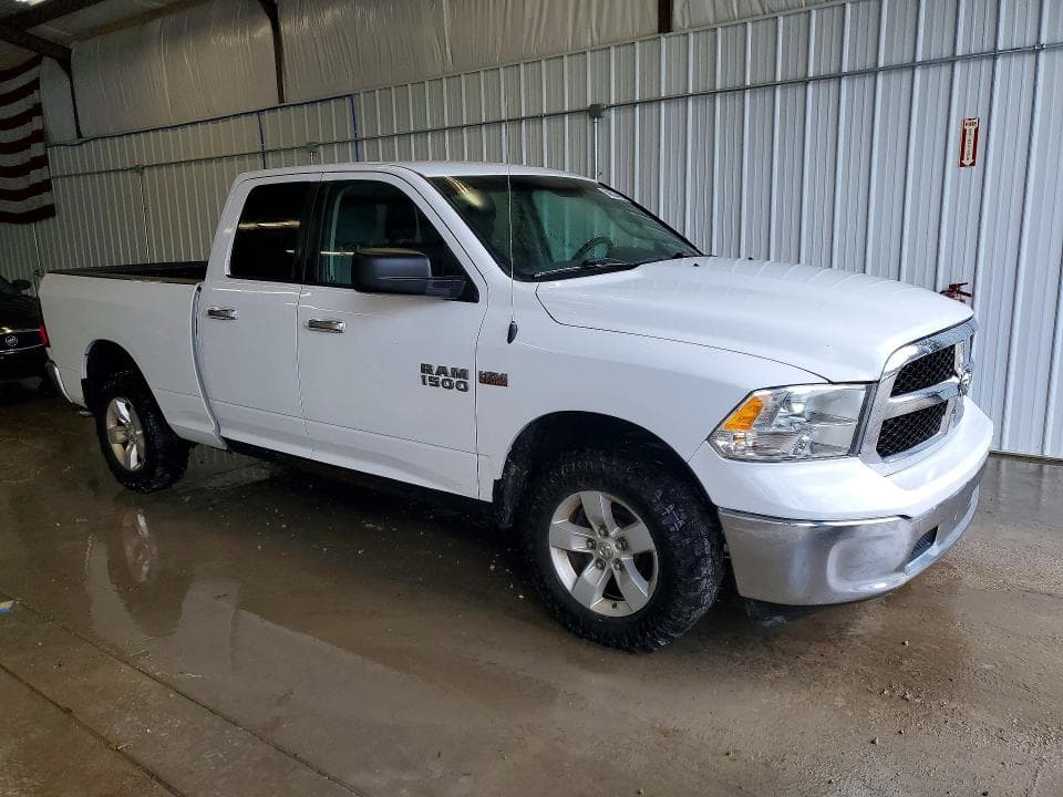 2017 RAM 1500 SLT 4