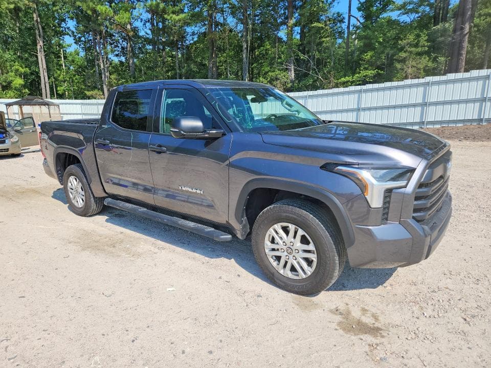 2022 TOYOTA TUNDRA SR5 4