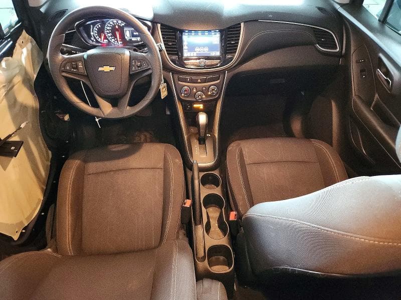 2018 CHEVROLET TRAX 1LT 8