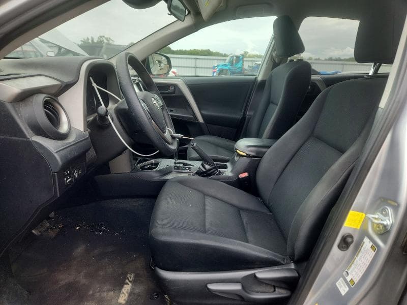 2017 TOYOTA RAV4 LE 7