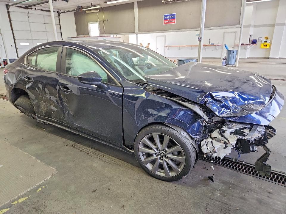 2024 MAZDA 3 PREFERRED 4