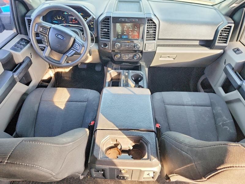 2017 FORD F150 SUPERCREW 8