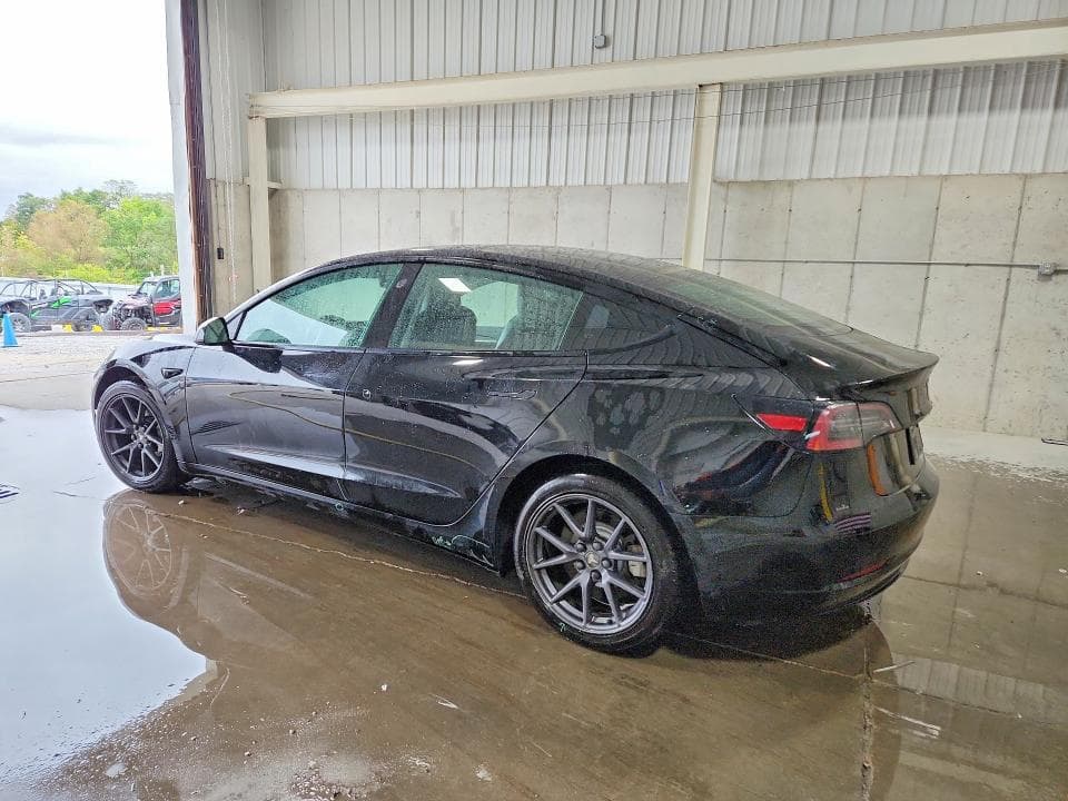2023 TESLA MODEL 3 2