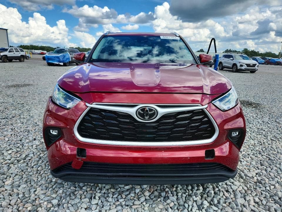 2021 TOYOTA HIGHLANDER XLE 5