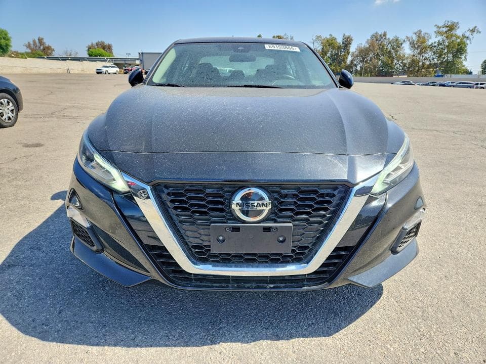 2022 NISSAN ALTIMA SV 5