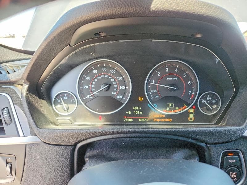 2017 BMW 330 XI 9
