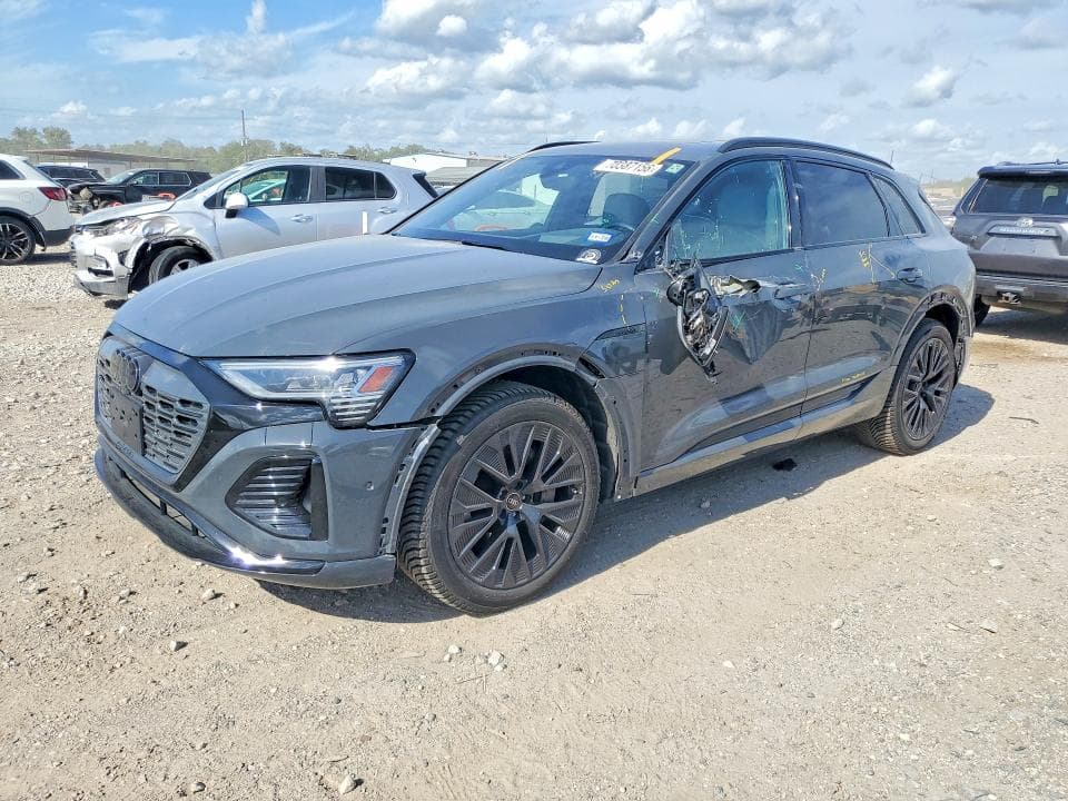2024 AUDI Q8 E-TRON PRESTIGE - 1
