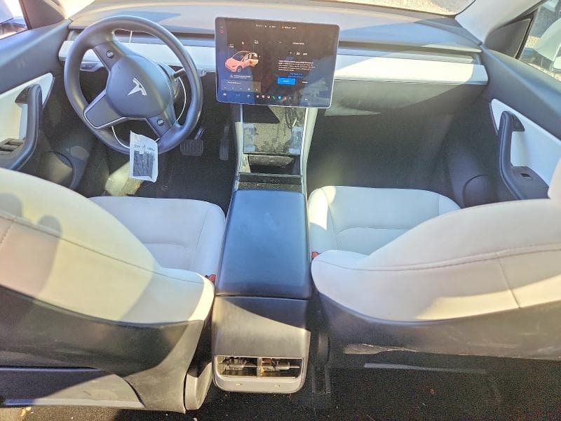 2021 TESLA MODEL Y 8