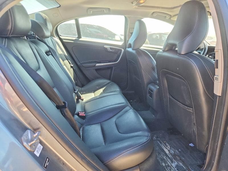 2017 VOLVO S60 DYNAMIC 10