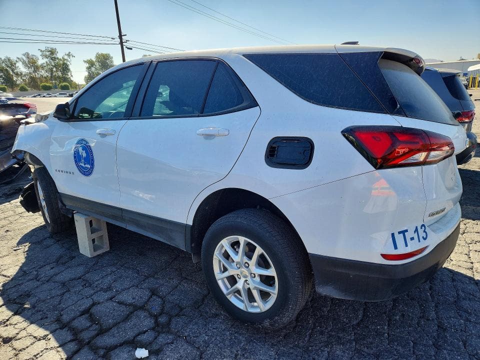 2024 CHEVROLET EQUINOX LS 2