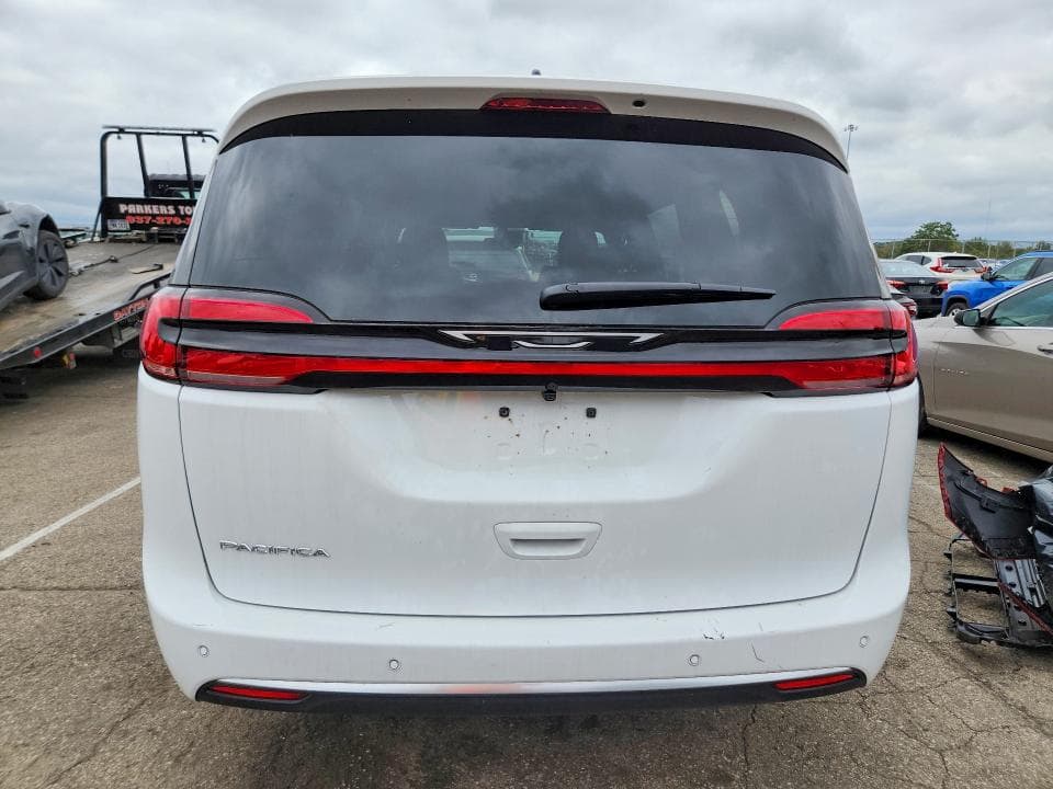 2027 CHRYSLER PACIFICA SELECT 6