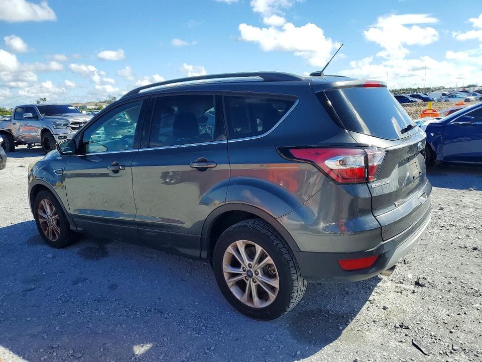 2017 FORD ESCAPE SE 2