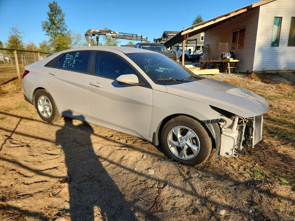 2023 HYUNDAI ELANTRA SEL 4