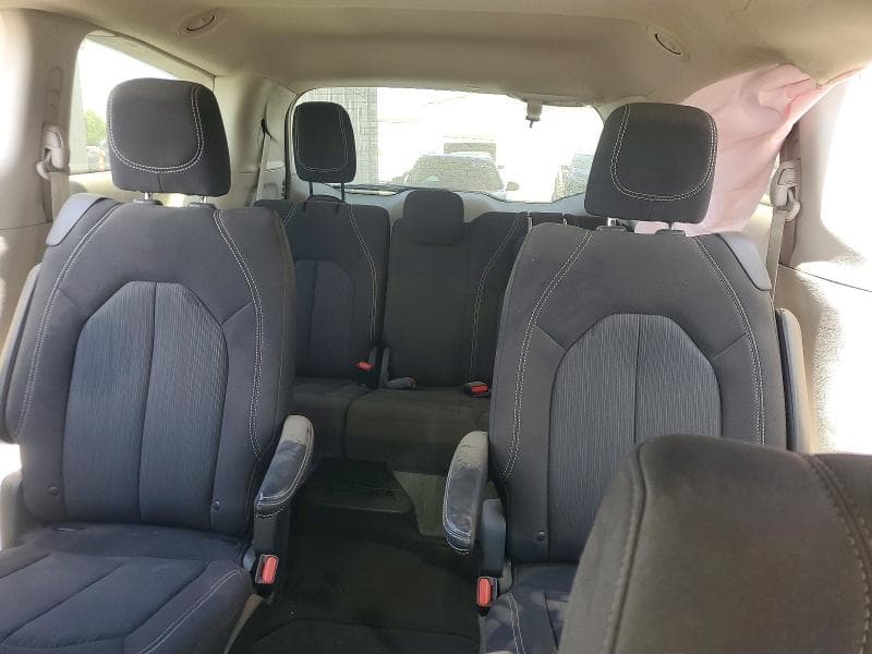 2024 CHRYSLER VOYAGER LX 10