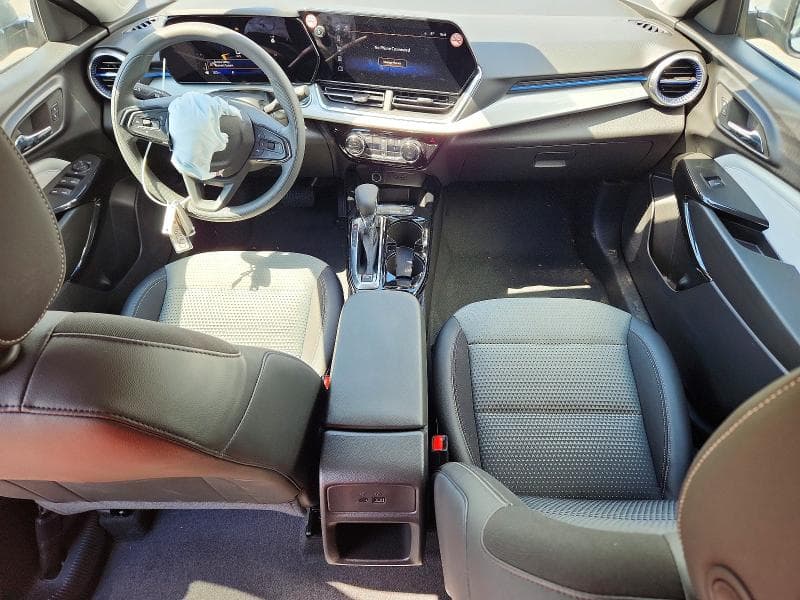 2026 CHEVROLET TRAX 1LT 8