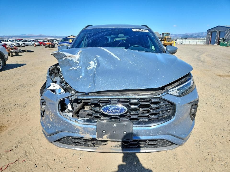 2024 FORD ESCAPE ST LINE SELECT 5