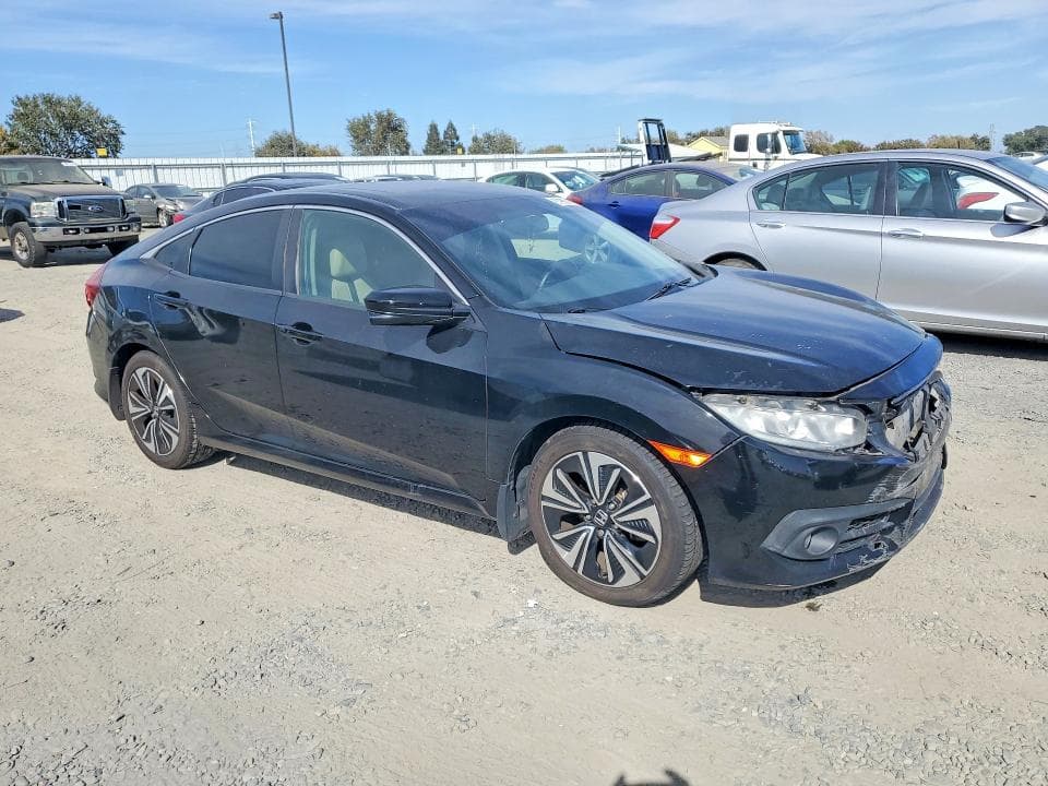 2017 HONDA CIVIC EXL 4