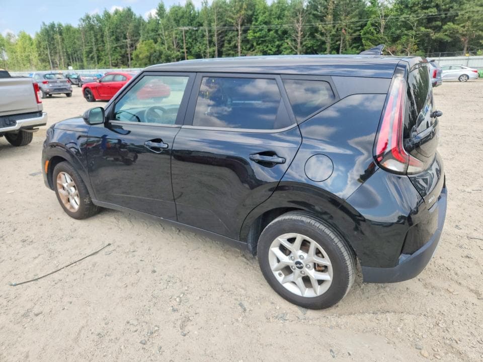2023 KIA SOUL LX 2