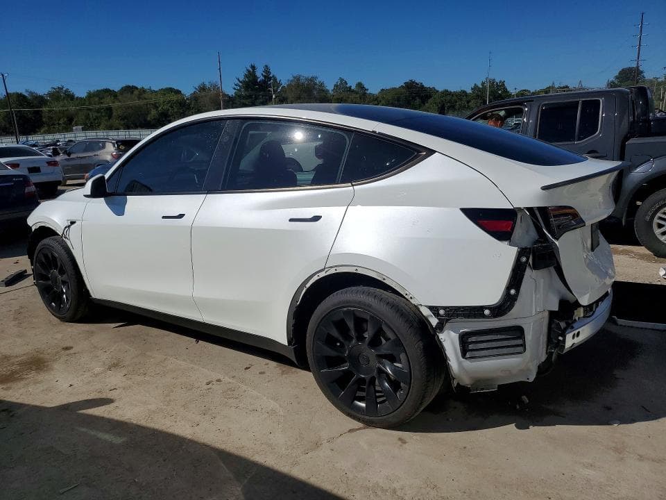 2023 TESLA MODEL Y 2