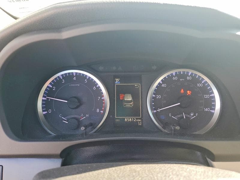 2019 TOYOTA HIGHLANDER LE 9