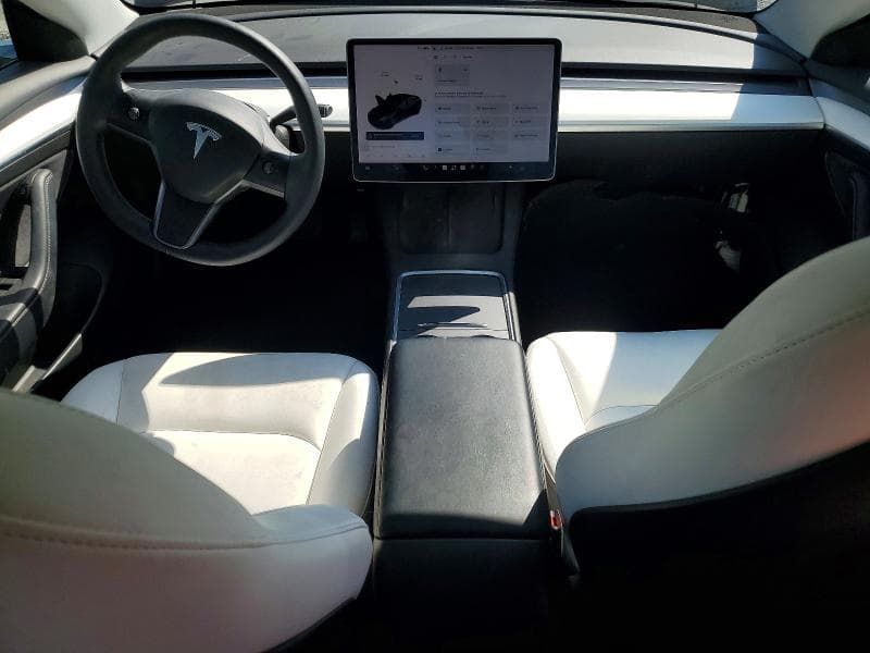 2021 TESLA MODEL 3 8